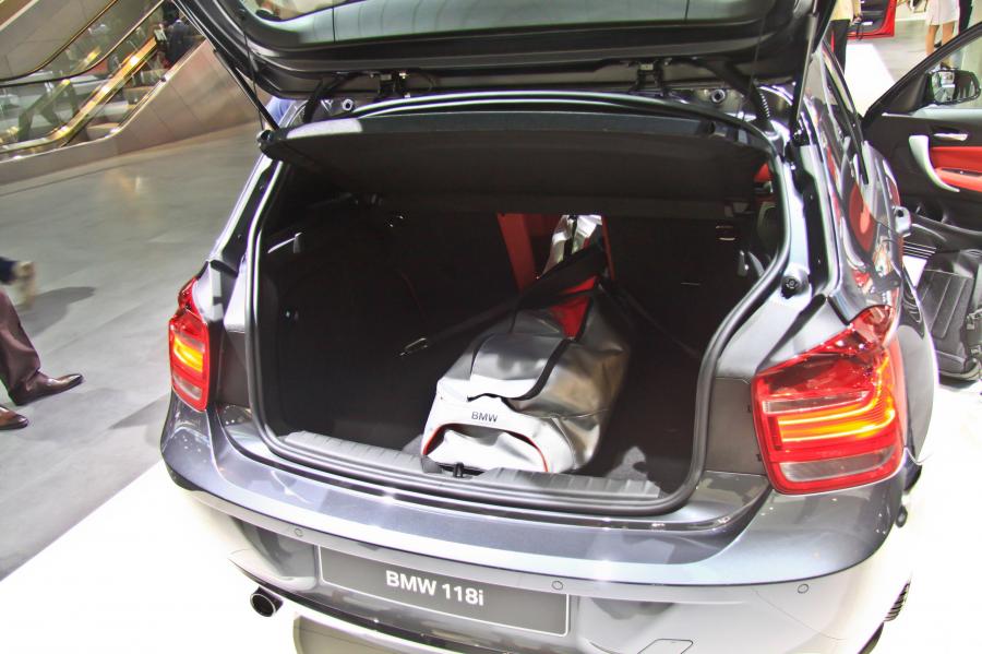  BMW 1-Series 2012 года  (фото 156 из 161)